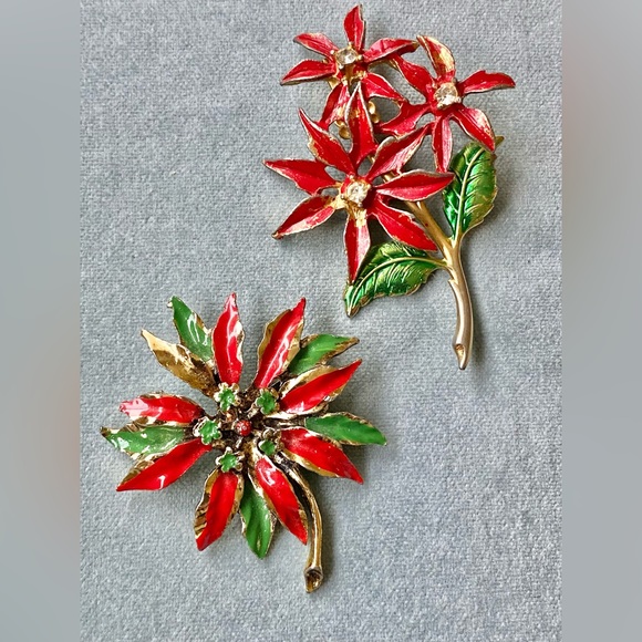 2 Vintage Poinsettia Holiday Brooch / Pins - Picture 2 of 9
